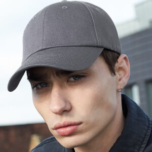 Man wearing a Baseball Cap